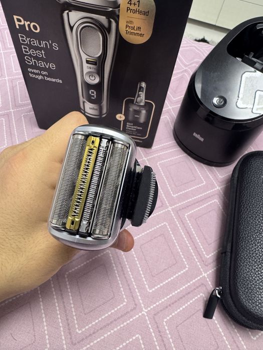 Aparat de ras BRAUN series 9 pro 5 in 1