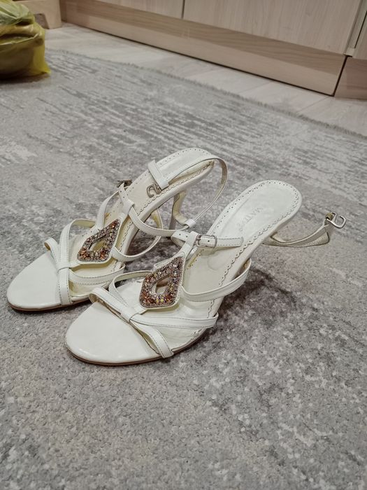 Продам туфли 38р за 1000тг