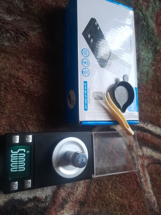 Продам весы ювелирные