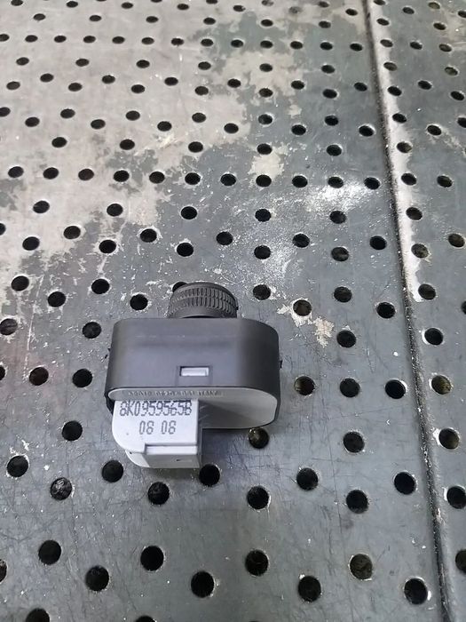 Buton reglaj oglinzi audi a5 8t 8k0959565b