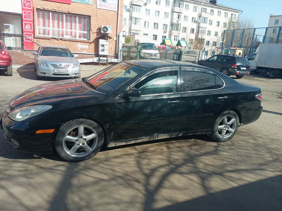 Продам Лексус ЕСС 300