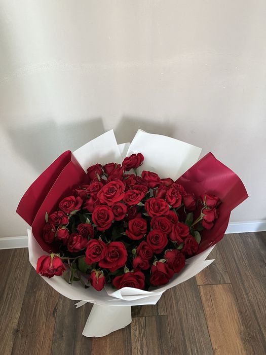 продам букет роз свежая