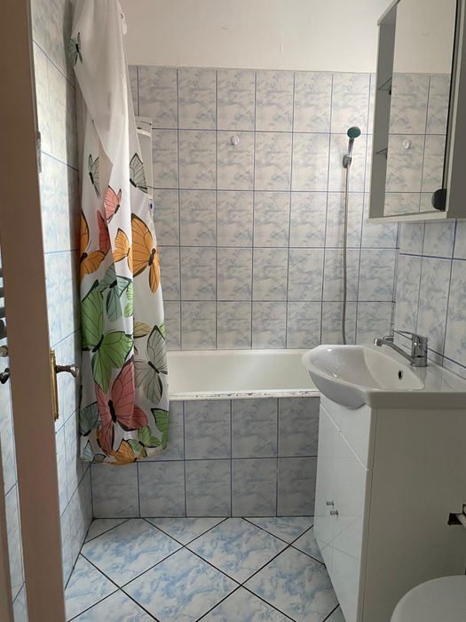Inchiriez apartament 2 camere - zona Berceni