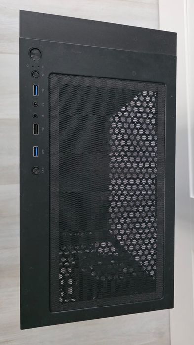 Carcasa ATX Middle tower N'Joy Kona