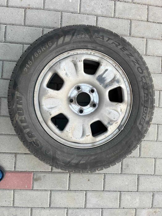 4 jante Duster cu anvelope 215/65 R16