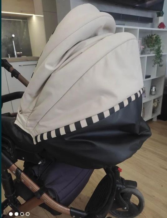 Продавам бебешка количка 3 в 1