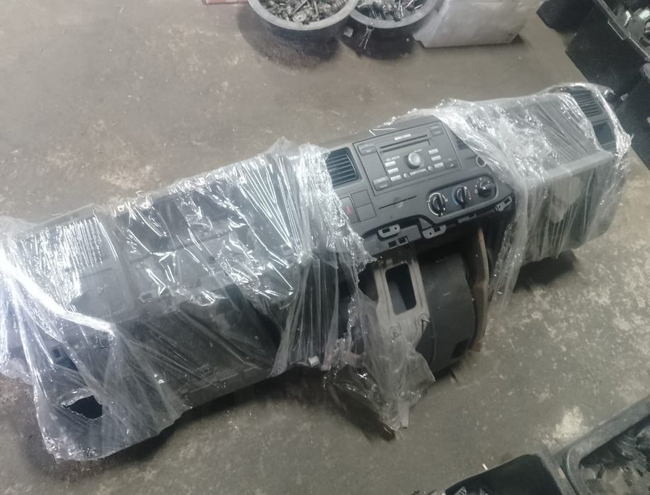 Авто Разбор Ауди с4 капоты