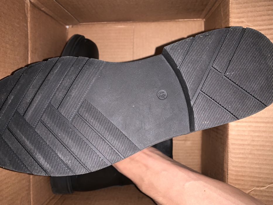 продам зимний ботинку