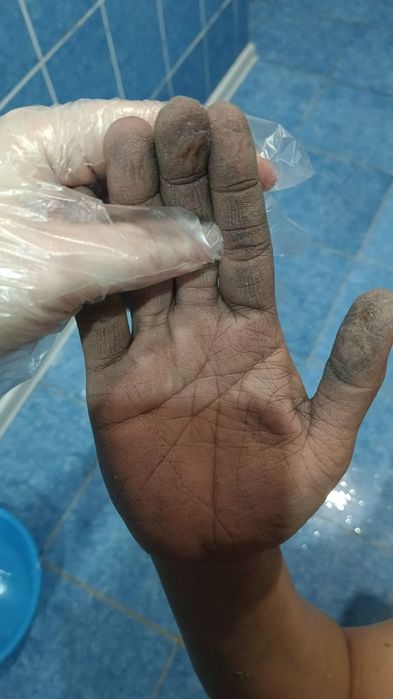 Массаж пилинг шугаринг. Баня 3сағвтқа барлығы 40000т. 3сағ