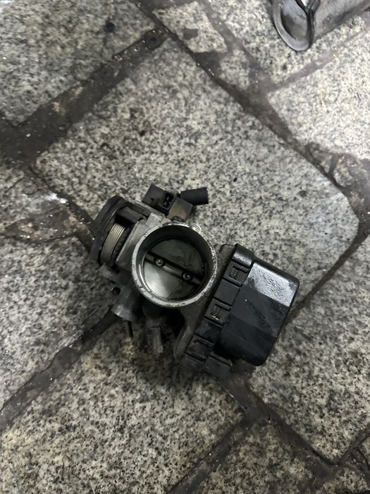 Стоики saab , рабочие и дросель германия