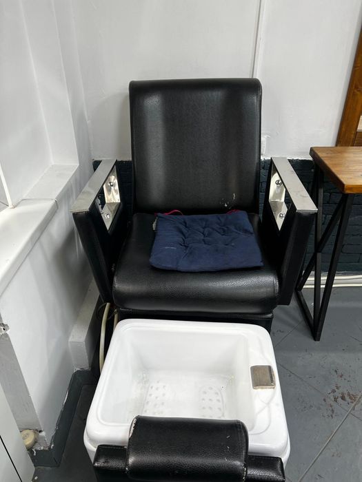 Педикюрный кресло