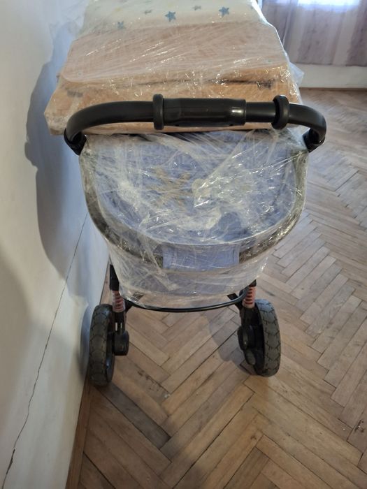 Детска количка Loretti и столче