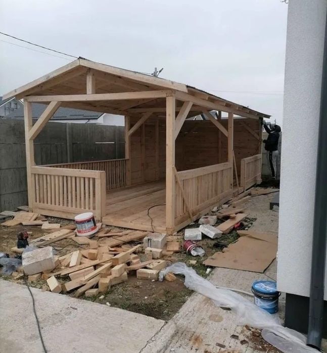 Vând  foișoare de gradina