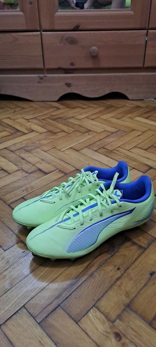 Ghete de fotball Puma