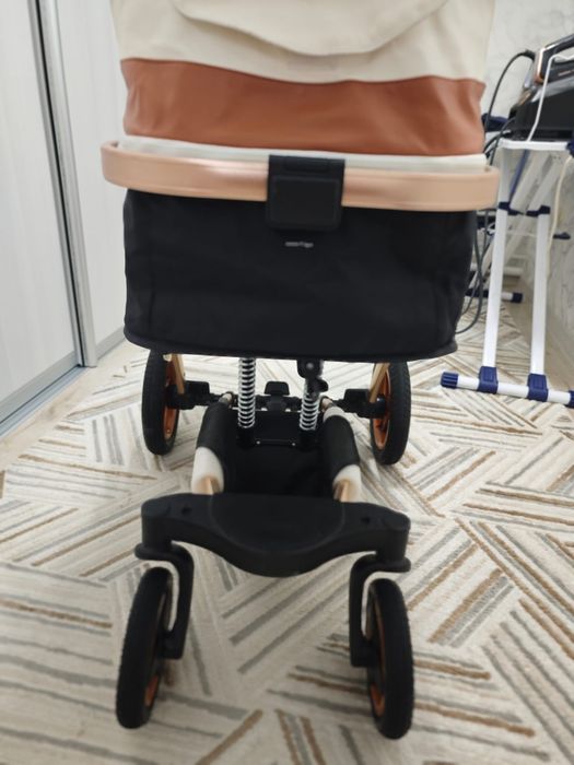 Продам детскую коляску