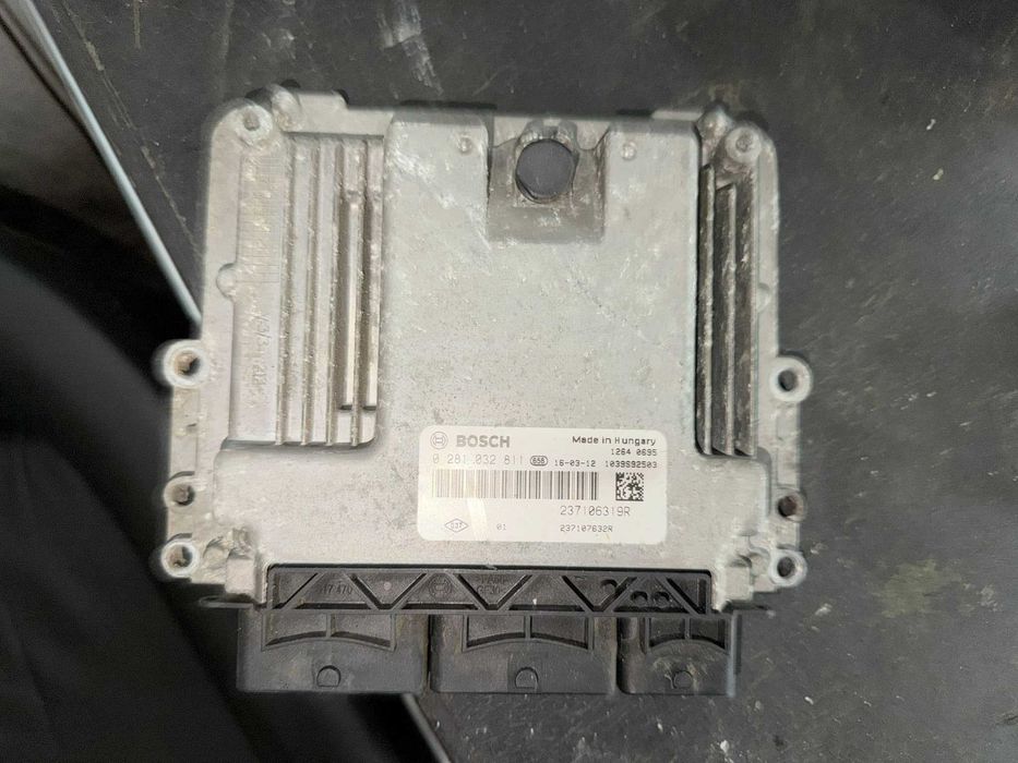 Calculator Motor ECU 0281032811 Dacia Duster Logan 2 Renault 1.5 dCi