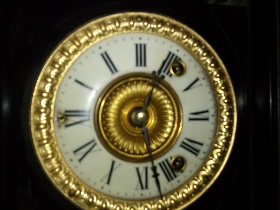 Ретро часовник Америка