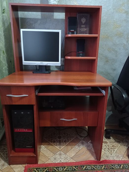 Продам раскладушку,стол и кресло