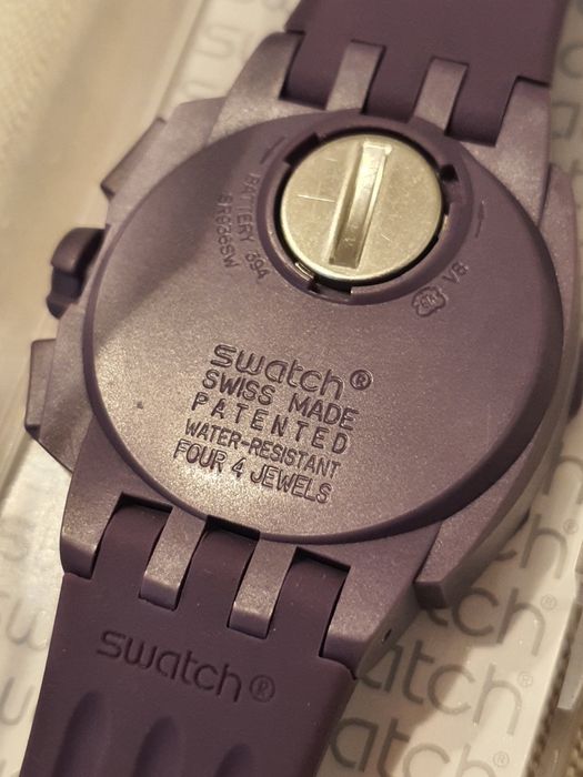 Swatch NOU 43 mm unisex ( mov- lila )