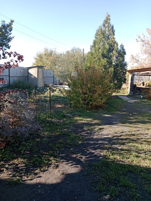 Продам дом.  Угловой