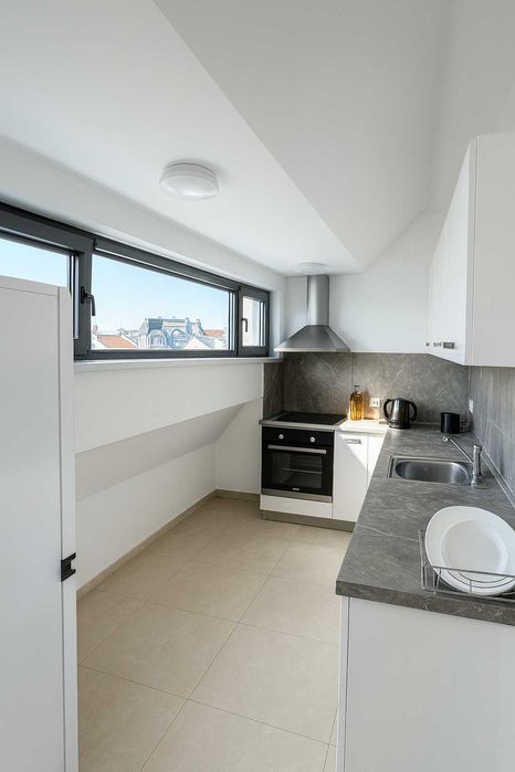 Тристаен апартамент в ТОП Център