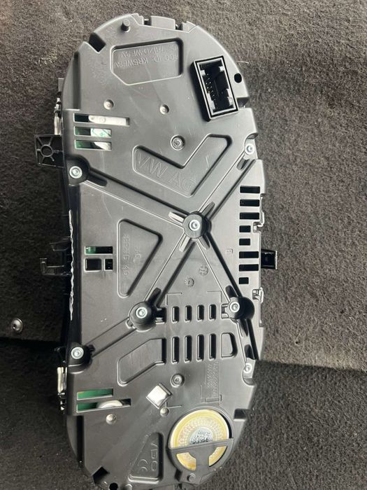 Километраж табло стрелки за Skoda Rapid 1.4tdi 2017+ 5ja920741 A