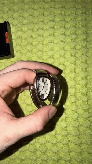 часы женские Bvlgari Serpenti Tubogas