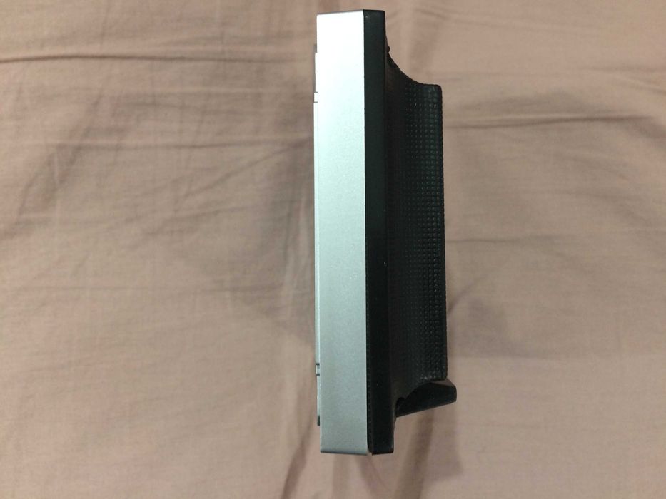 Настолни и стенни часовници - електронни  и ръчни от соца