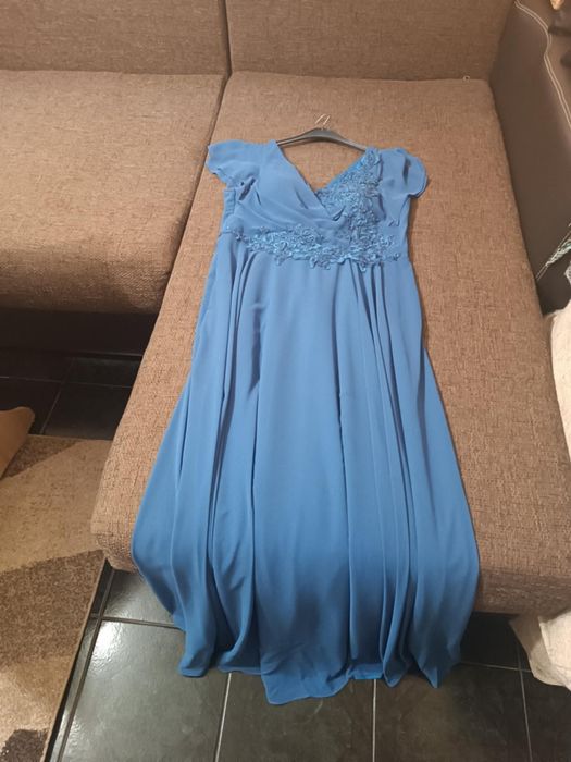 Дамска официална рокля!