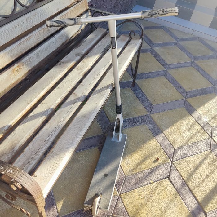 Трюковой самокат