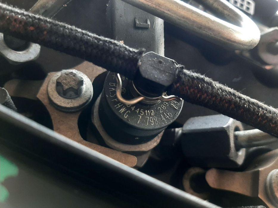 Injector 0445110289 779844603 2.0 d n47d20a bmw serie 3 e90 e91 e92 x1 x3 serie 1 e87