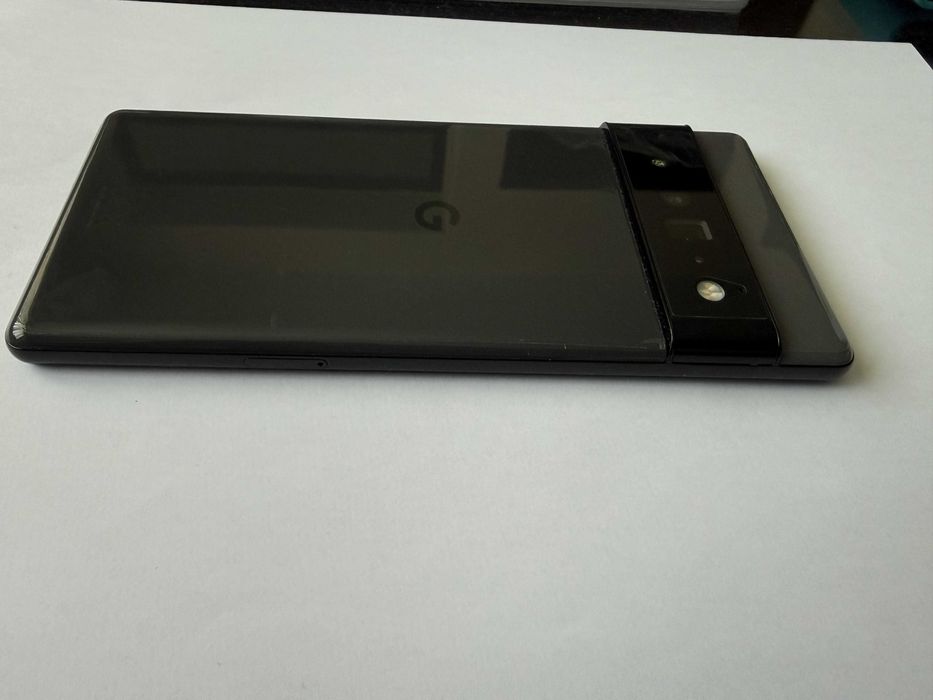 Google Pixel 6 Pro 5G 128GB 12GB RAM Black+аксесоари