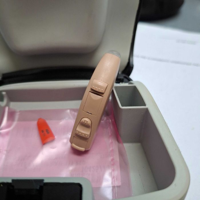 Слухови апарат A&M на  Simens