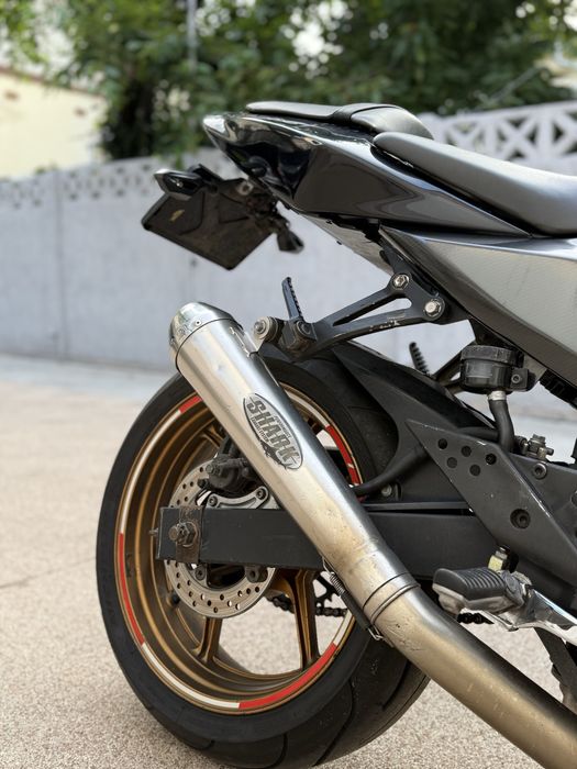 Kawasaki Z750 2006 A2