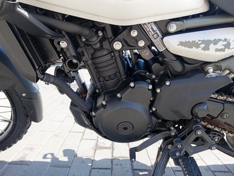Vând Royal Enfield Himalayan 450