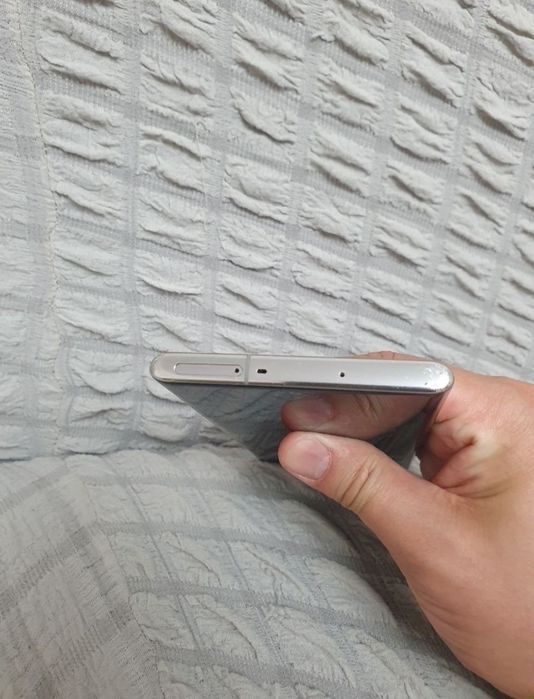 Samsung Galaxy Note 10 12/256GB Silver 5G Flagman Igravoy Holati Ideal