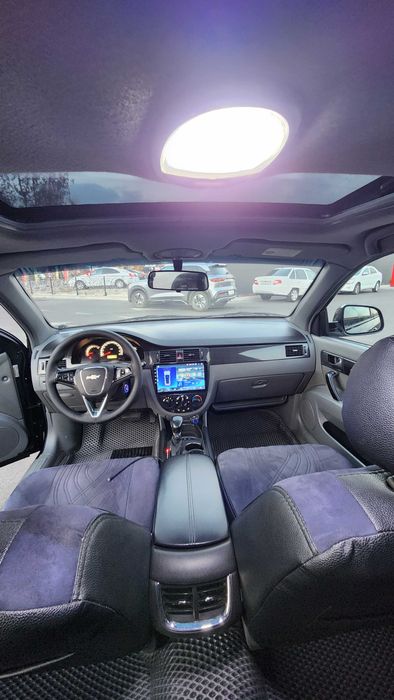 Srochna. LACETTI JENTRA prodayotsya. Chyorniy JENTRA LEGENDA