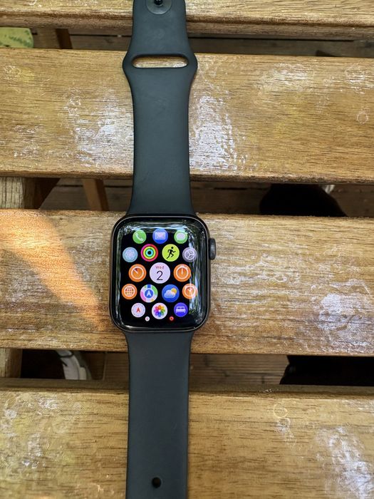 Apple Watch 6 PERFECT aluminium black