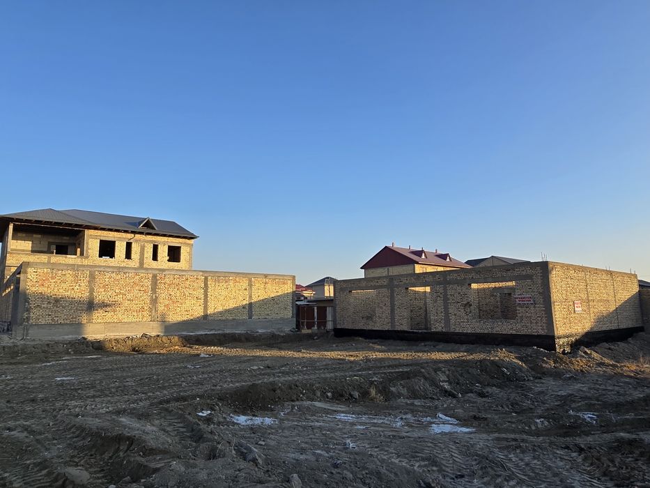 Продаётся недостроенный участок в городе Бухаре!