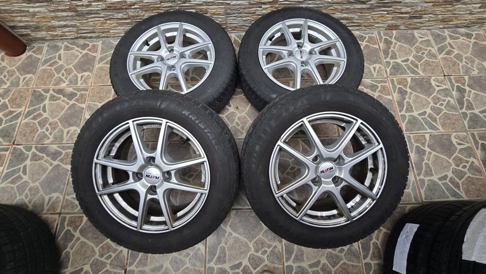 Jante aliaj Logan Clio Anvelope iarna 185 65 r15 sandero  dacia 4x100