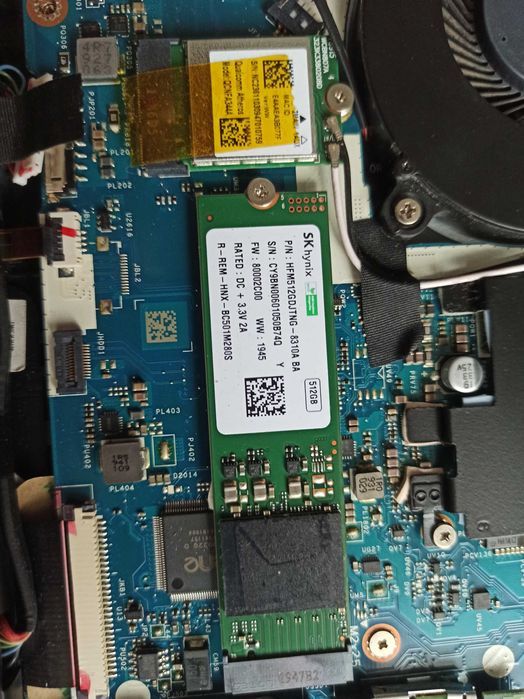 Два SSD M.2 накопителя по 512 GB каждый в отличном состоянии!