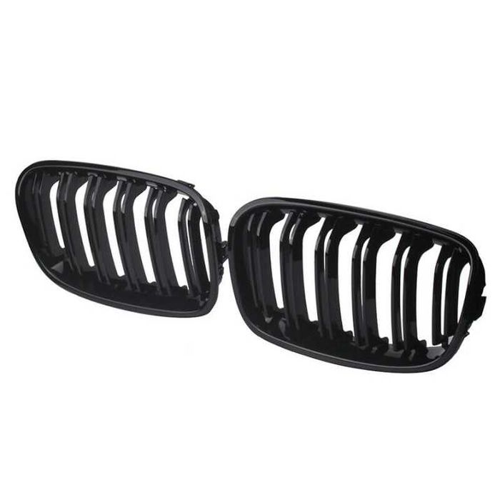 Бъбреци за BMW 1-ва серия F20 / F21 Черен Гланц Двойни (2011-2014)