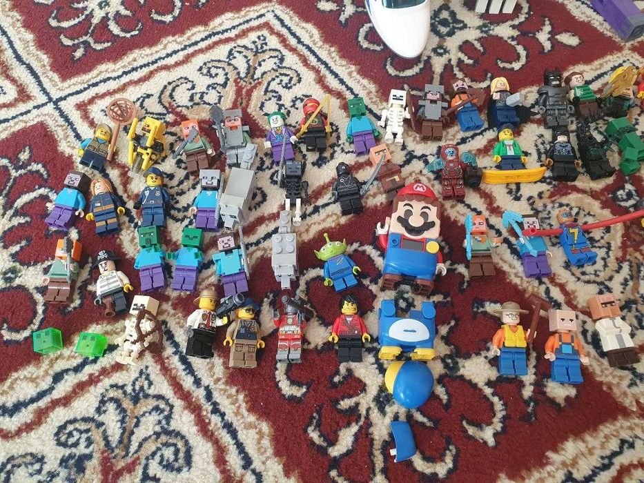 Lego минифигурки(читайте описание)