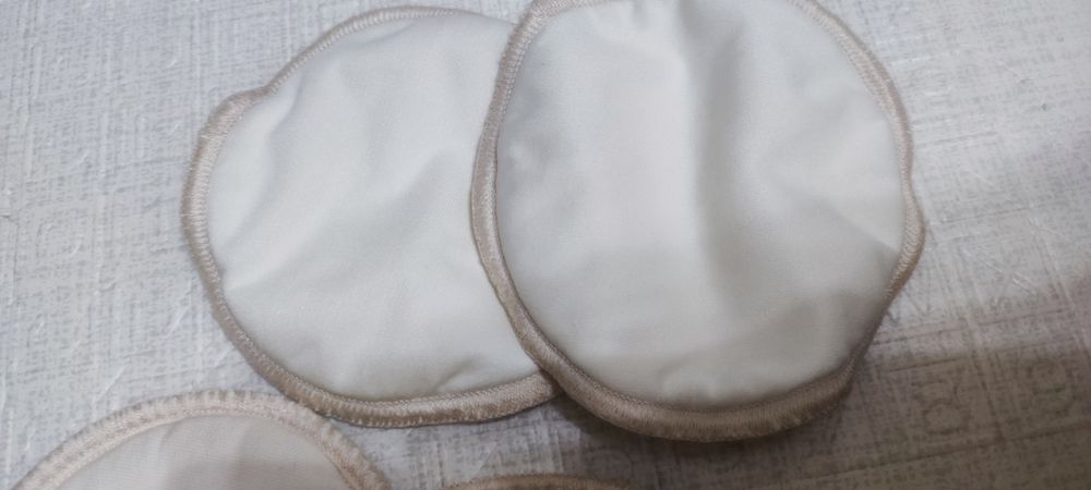 Продам вкладыши для кормящих мам