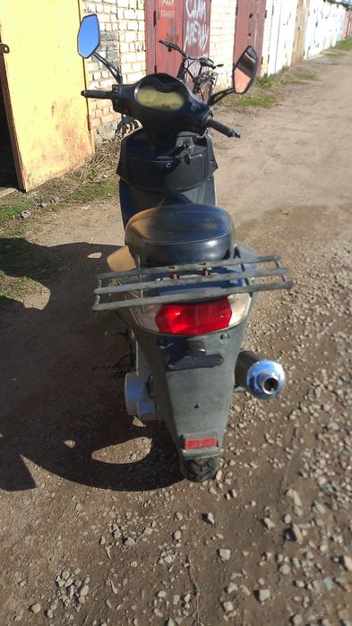 продам скутер   .