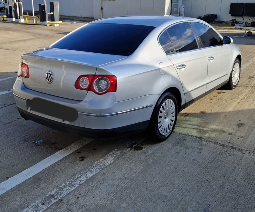 Vând passat b6 confortline