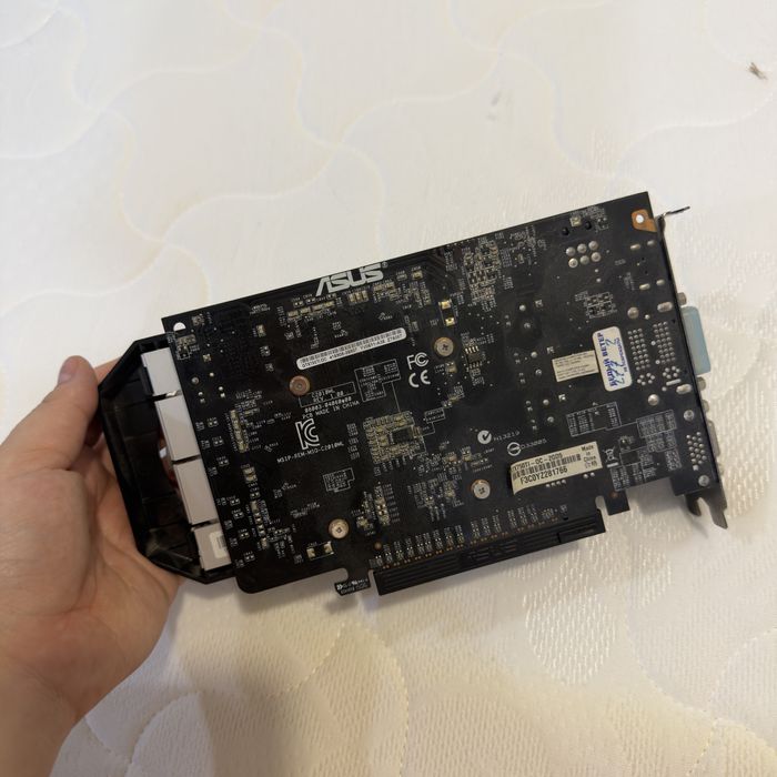 Видеокарта 750ti 2gb (ASUS)