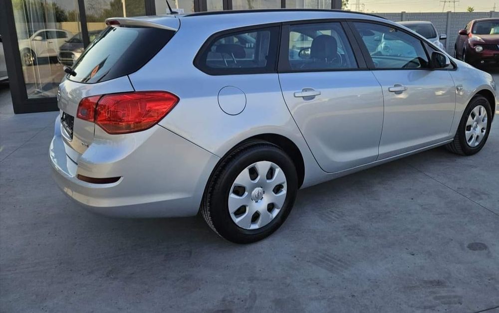 Opel Astra J 2012 EURO 5