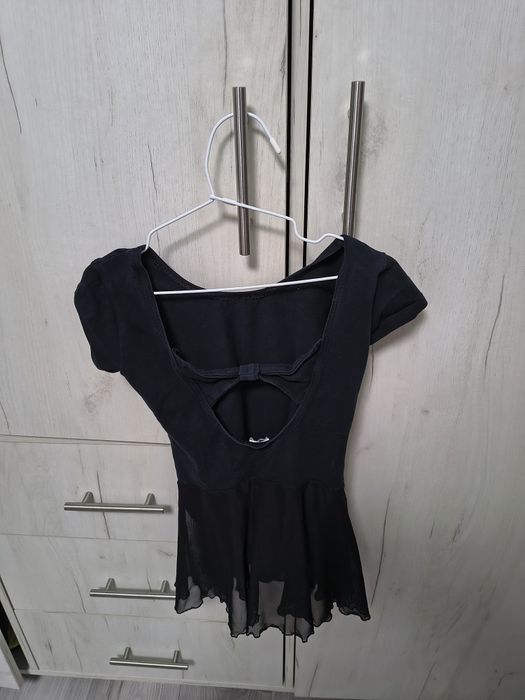 3 body-uri gimnastica fete