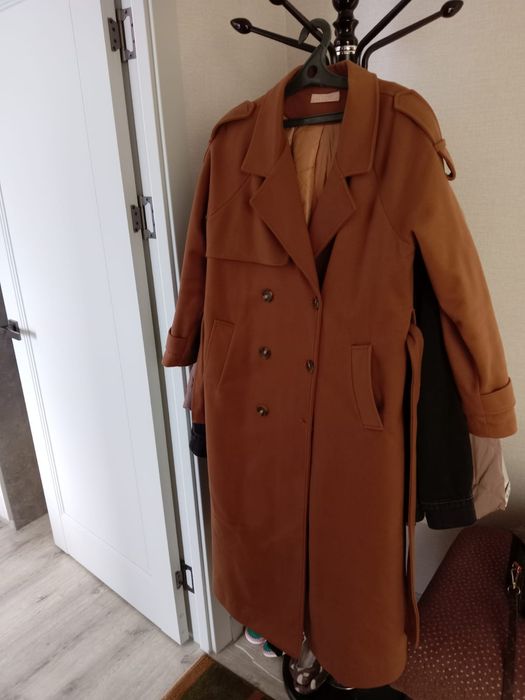 Продам пальто бу